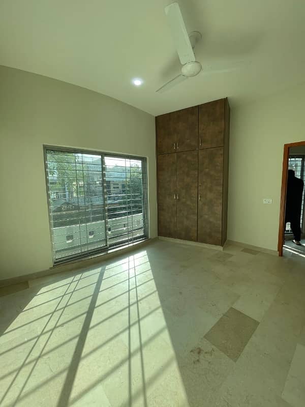10 Marla house For Sale 15