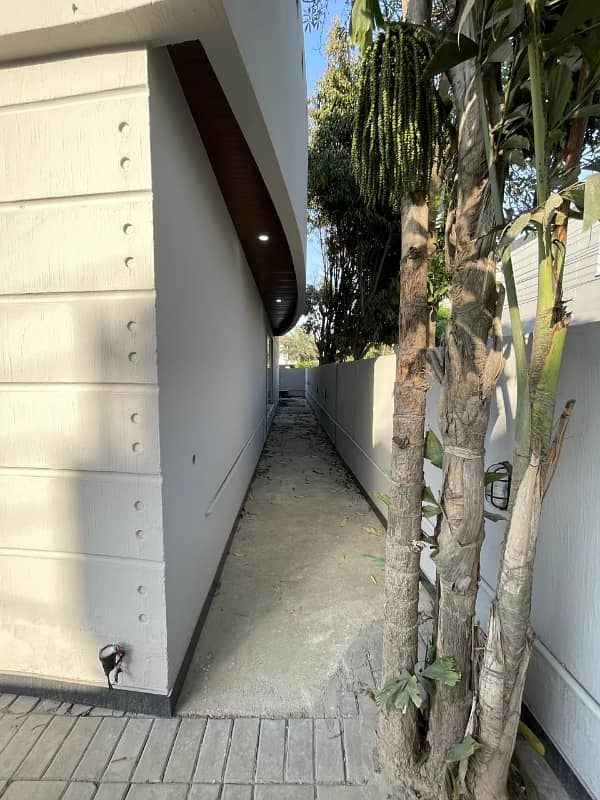 10 Marla house For Sale 17