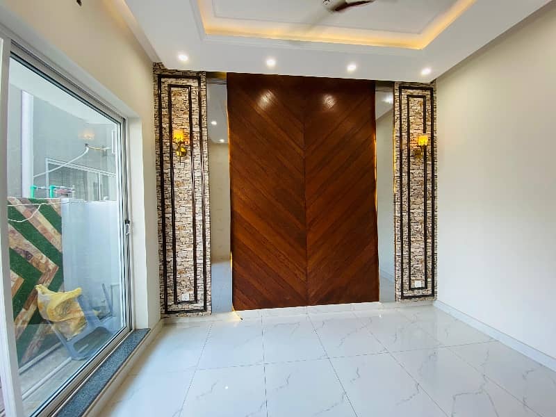 10 Marla house For Sale 33