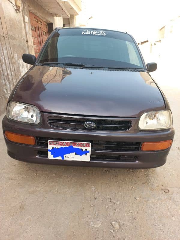 Daihatsu Cuore 2012 3