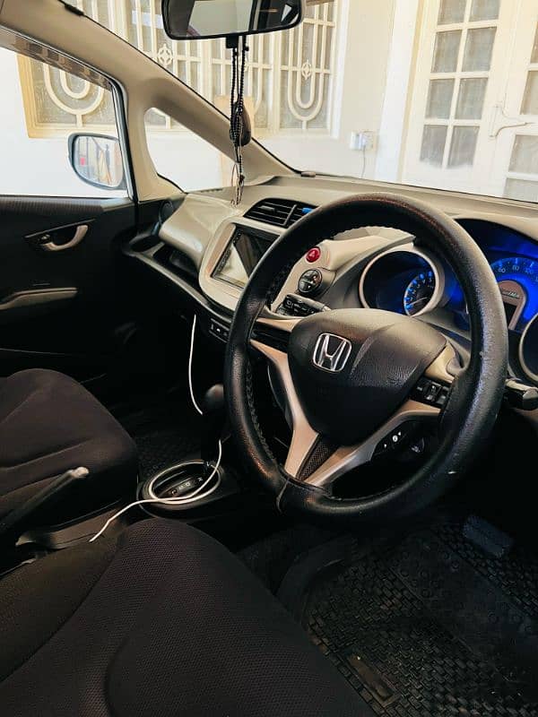 Honda Fit 2013 10