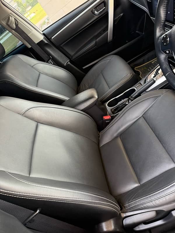 Toyota Altis Grande 2021 black interior 11