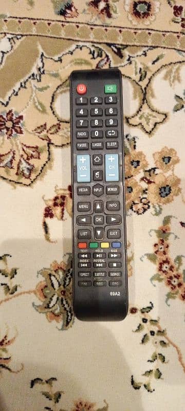 Damaged LED Tv for sale-Repairable condition 4