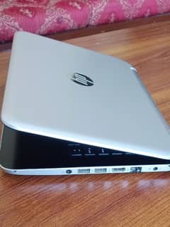 HP Pavilion 210 G1