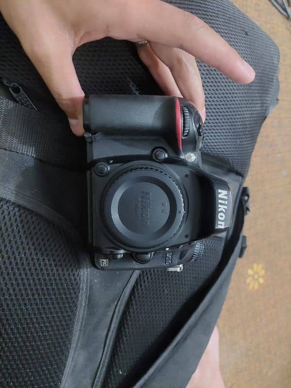 nikon 610D 2
