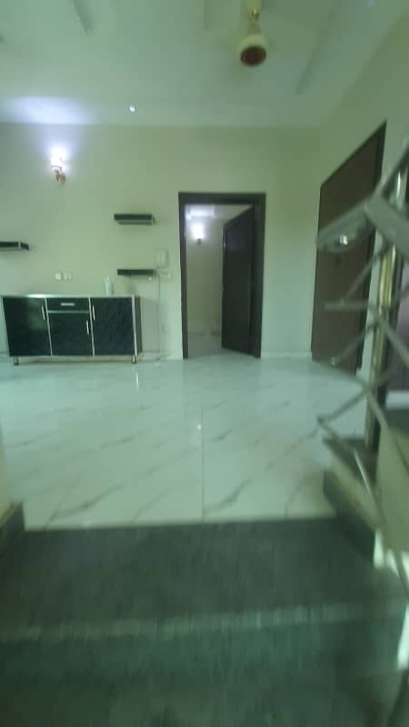 5 Marla House For Rent 13