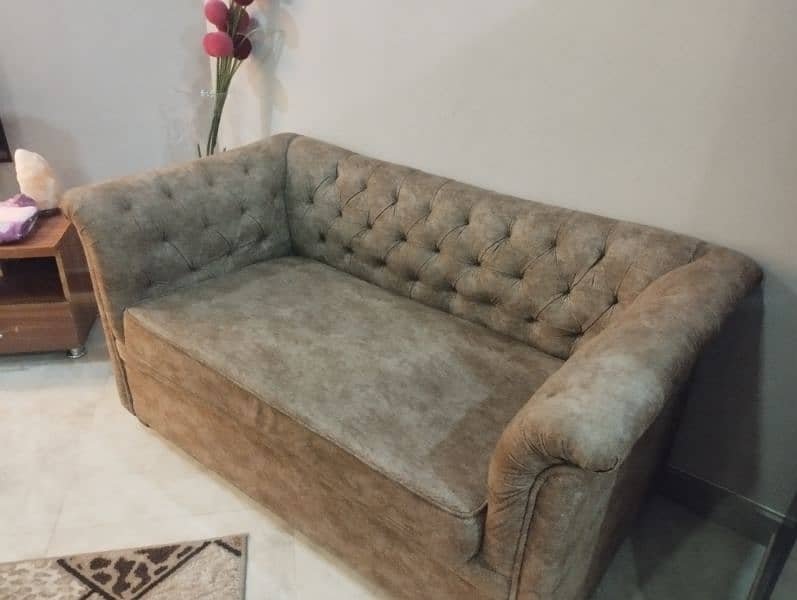 2 Seater Sofa 4