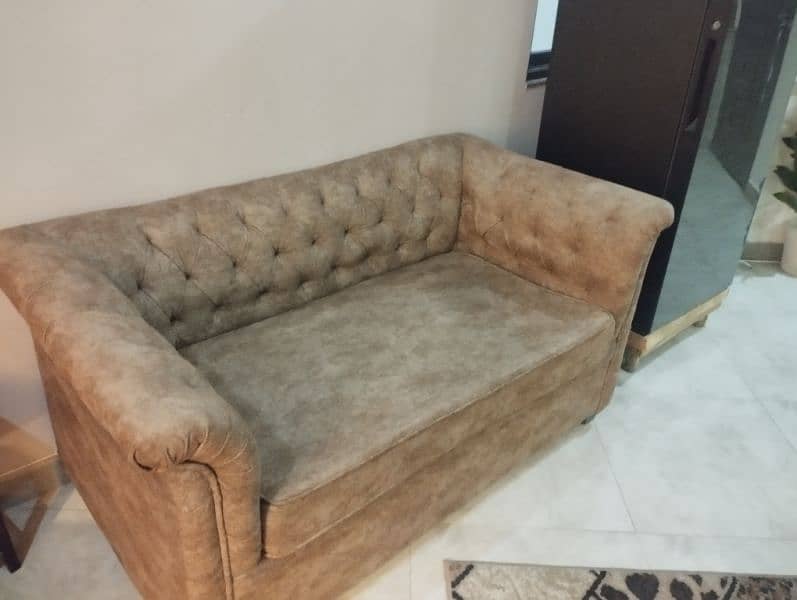 2 Seater Sofa 5