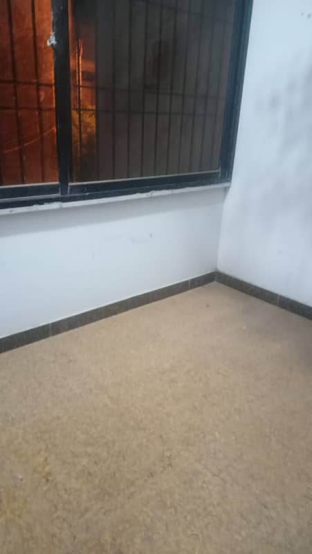 Portion for Rent 100/yards phase vii Ext Uper Portion 3Bed lounge Kitchen Rent Demand 75 k. . . 0322.5996882 1
