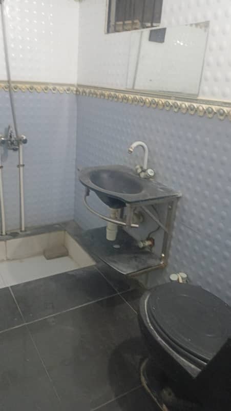 Portion for Rent 100/yards phase vii Ext Uper Portion 3Bed lounge Kitchen Rent Demand 75 k. . . 0322.5996882 2