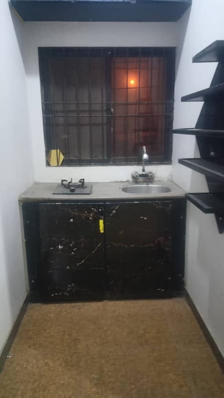 Portion for Rent 100/yards phase vii Ext Uper Portion 3Bed lounge Kitchen Rent Demand 75 k. . . 0322.5996882 3