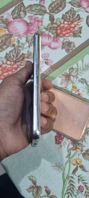 Samsung  S22 Non Pta 3 month sim time Available 3