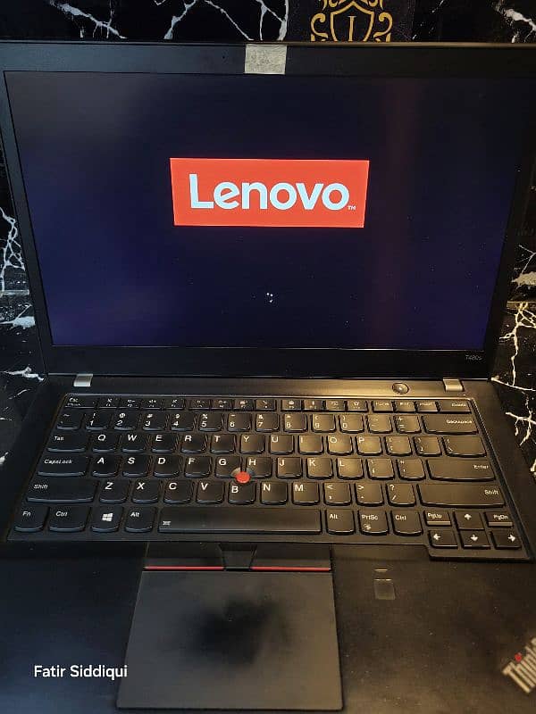 Lenovo T480s Core i7 8th Gen (Touch and type) 2