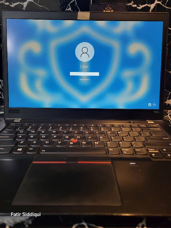 Lenovo T480s Core i7 8th Gen (Touch and type) 3