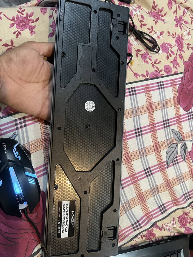T wolf Keyboard nd Mouse 2