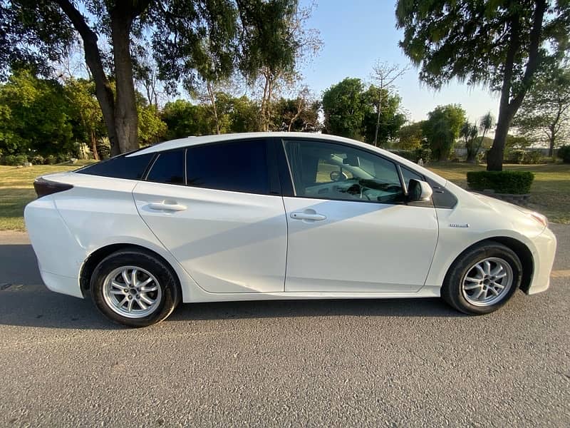 Toyota Prius 2016 2