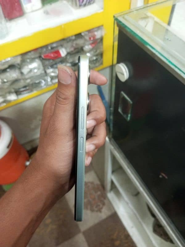 y18 4gb128gb al ok 1
