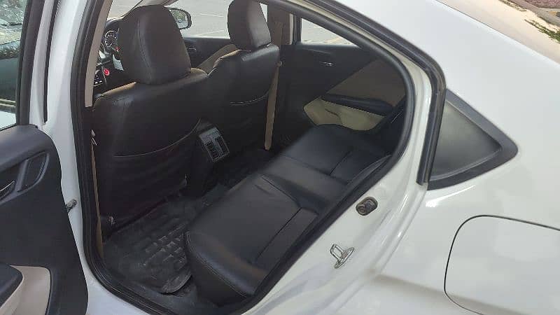 Honda City Aspire 1.5  ( CVT )  full option 22/23 2