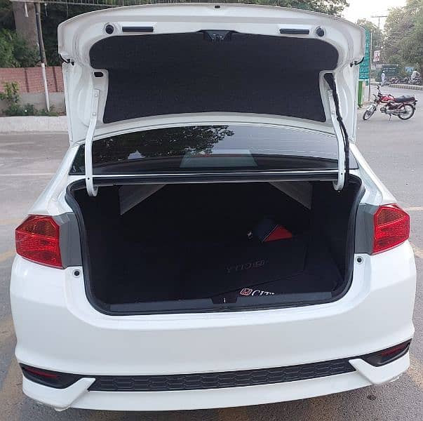 Honda City Aspire 1.5  ( CVT )  full option 22/23 4
