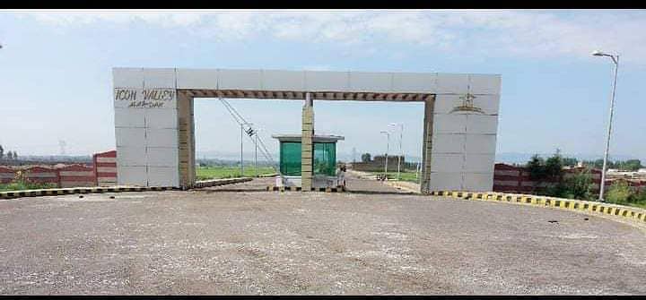 10 Marla Plot For Sale In  Icon Valley  Mardan 0