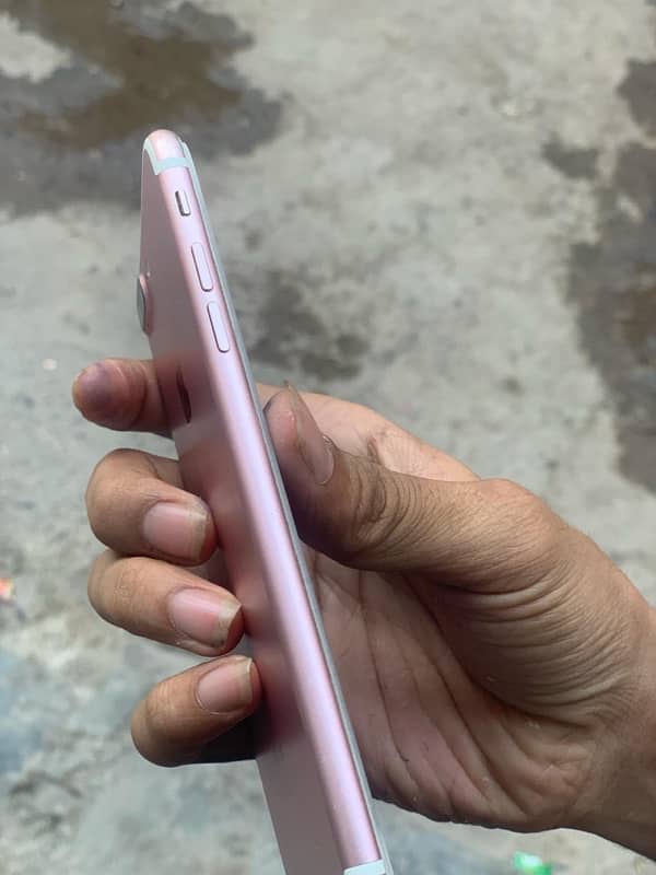 I phone 7plus 4