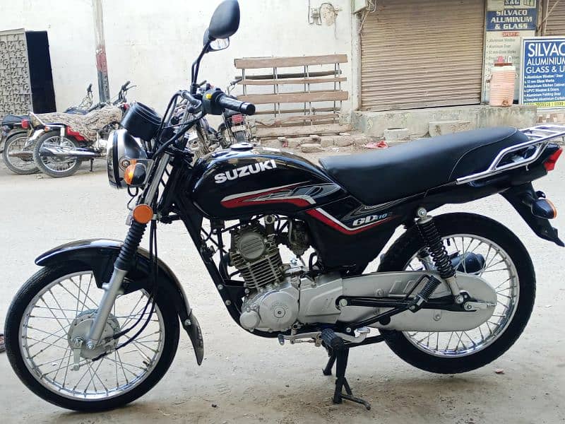 SUZUKI GD 110 BLACK 1