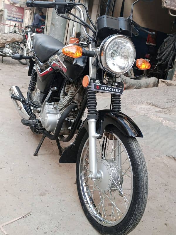 SUZUKI GD 110 BLACK 4
