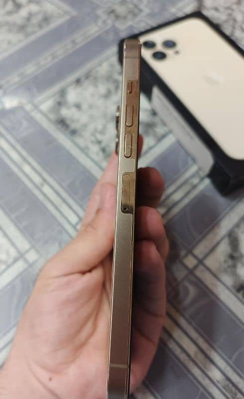 iPhone 13 pro max 3