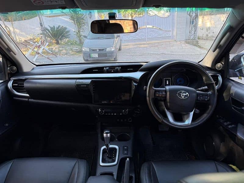 Toyota Hilux Revo 2019 6