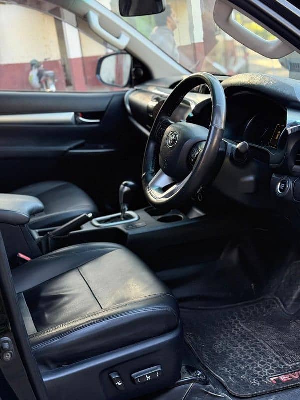 Toyota Hilux Revo 2019 8