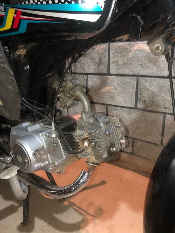 bike is very good condition bike is totally genuine 0