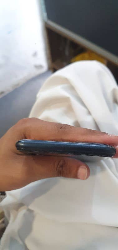 infinix hot 10 4 128 2