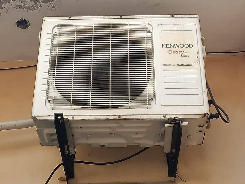 very good condition sada aisi hai inverter Nahin 03007879342 Kenwood 7
