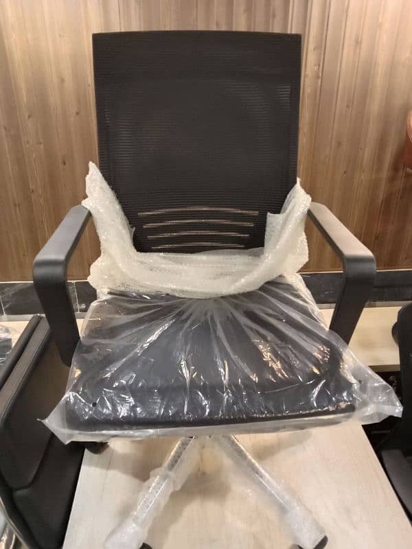 OFFICE MEDIUM BACK CHAIR (IMPORTED) 0