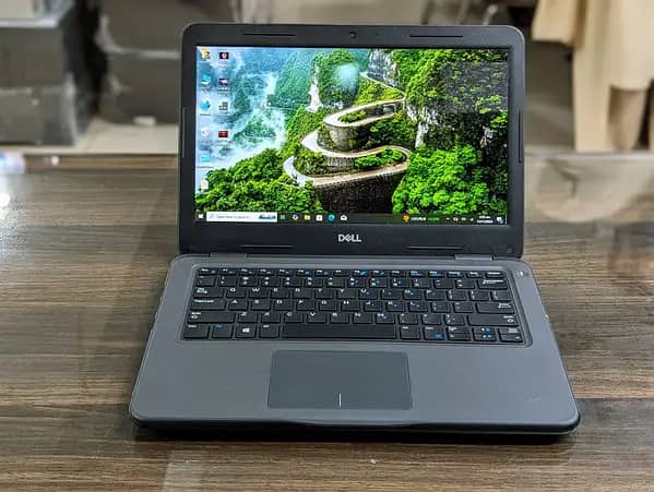 Dell Latitude 3310 | CORE I3 | 8TH GEN | 8GB | 256 GB SSD | 1