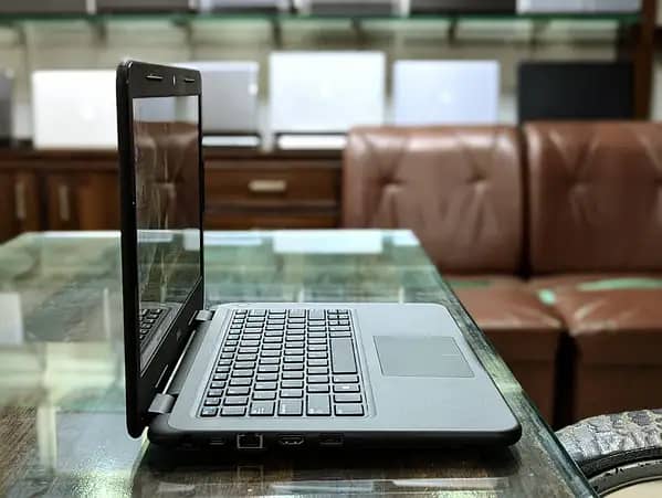 Dell Latitude 3310 | CORE I3 | 8TH GEN | 8GB | 256 GB SSD | 7