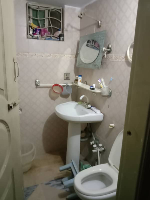 1st floor upper portion for rent in I-10 1