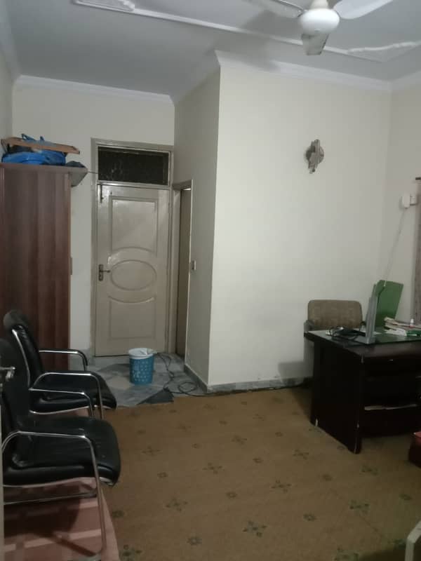 1st floor upper portion for rent in I-10 2