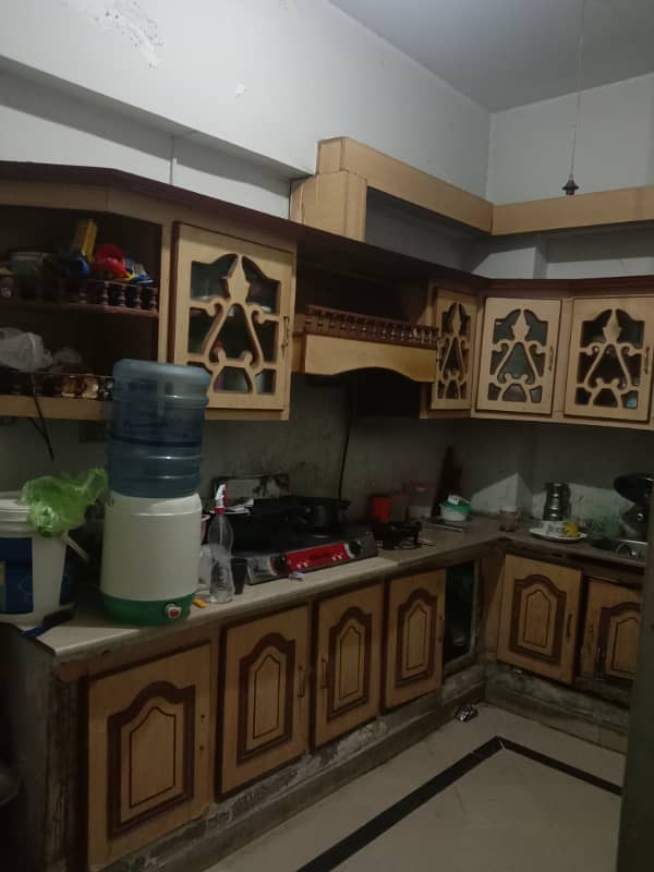 1st floor upper portion for rent in I-10 5