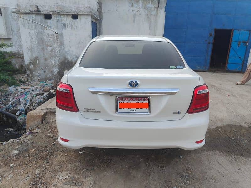 Toyota Corolla Axio 2016 1