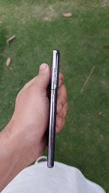 Samsung S21 5G 8/128 4