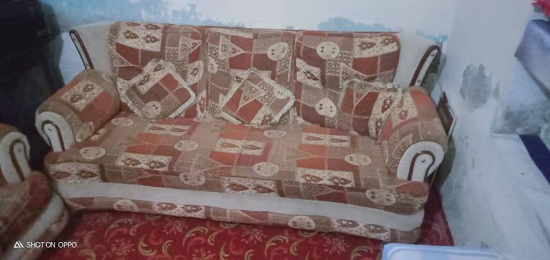Complete Sofa set 0