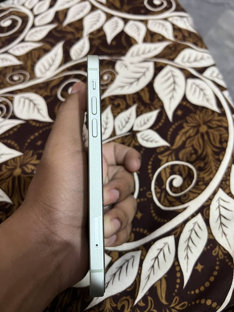 Iphone 12 128 gb pta approved 4