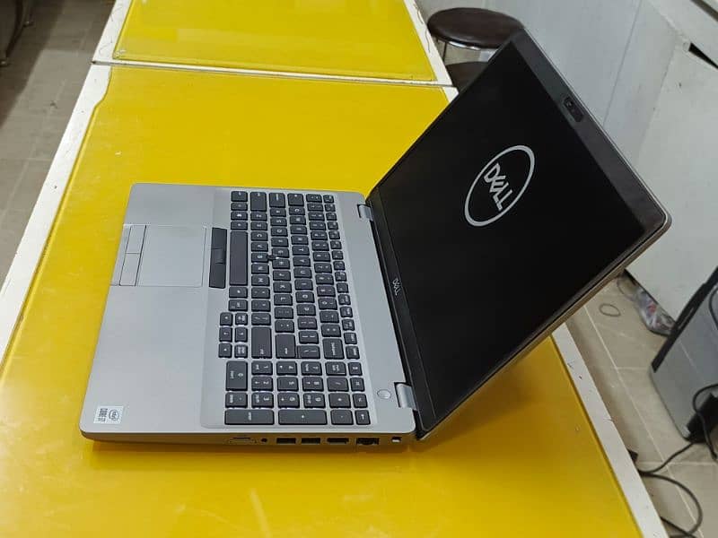10th Generation i7 Workstation 4GB Graphic 0
