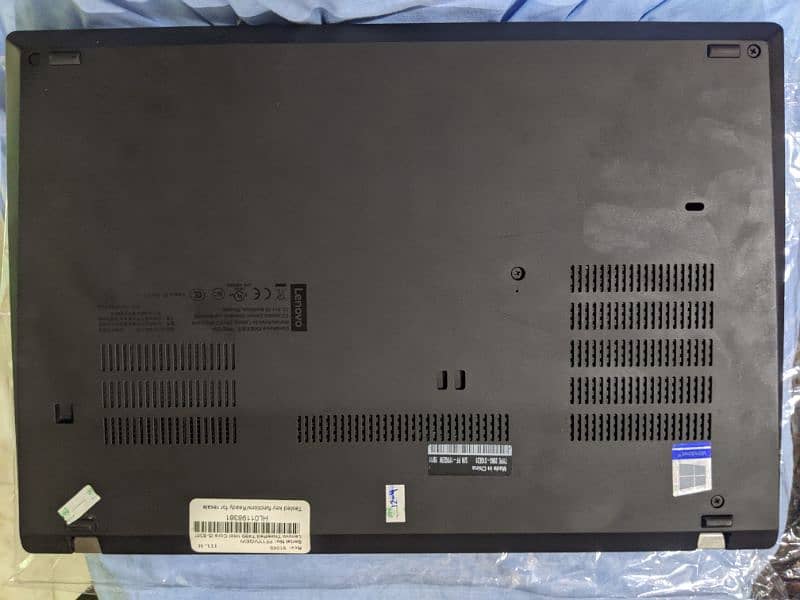 Lenovo ThinkPad T490 – Touchscreen and powerful 3