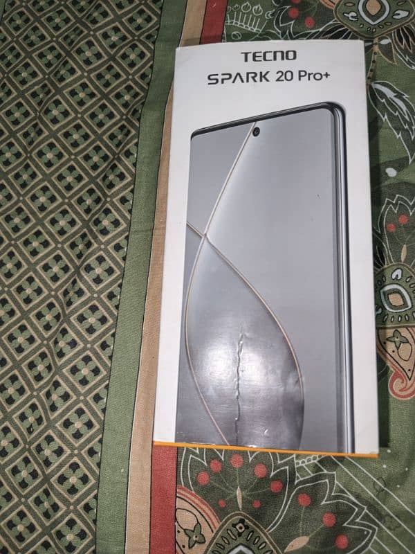 Tecno Spark 20 Pro Plus 4