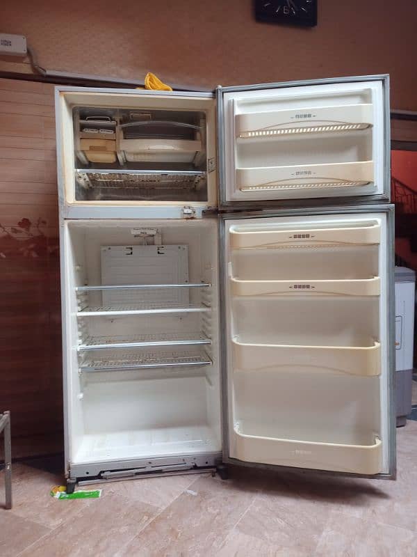 Dawlance Fridge for sale 1