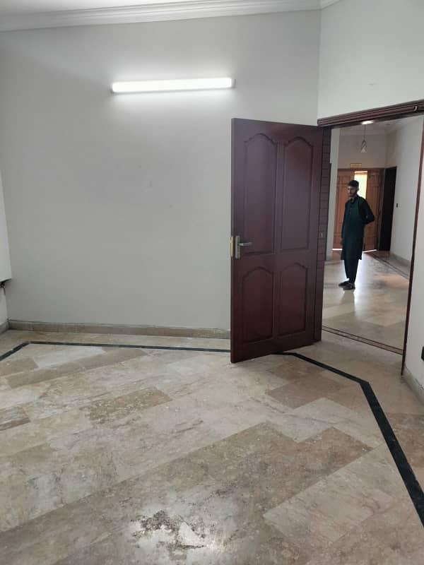 40x80 Marble Flooring Upper Portion With Servant Quarte Available On Rent In I-8 7