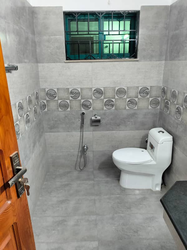 I-8 One Kanal Separate Gate Upper Portion Available For Rent Near Kachnar Park 1