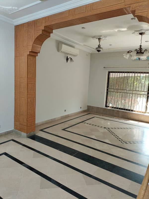 I-8 One Kanal Separate Gate Upper Portion Available For Rent Near Kachnar Park 3